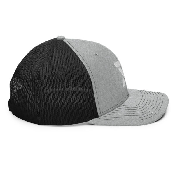 7V Trucker Cap - Image 5